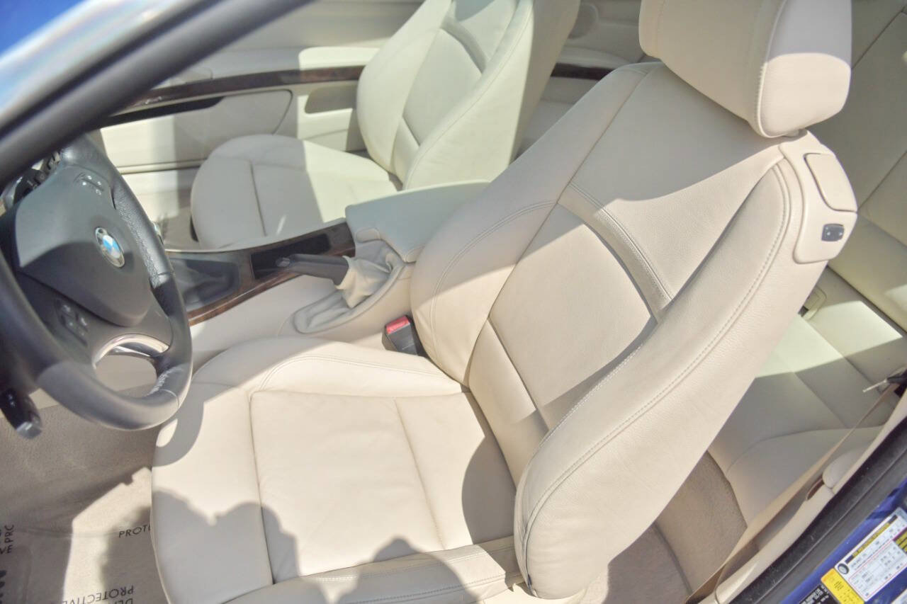 Used 2008 BMW 328xi Coupe image 13
