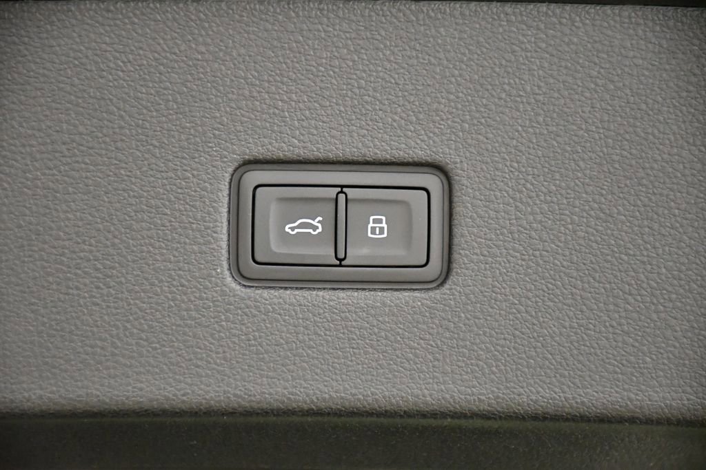 New 2026 Audi Q8 Premium Plus image 56