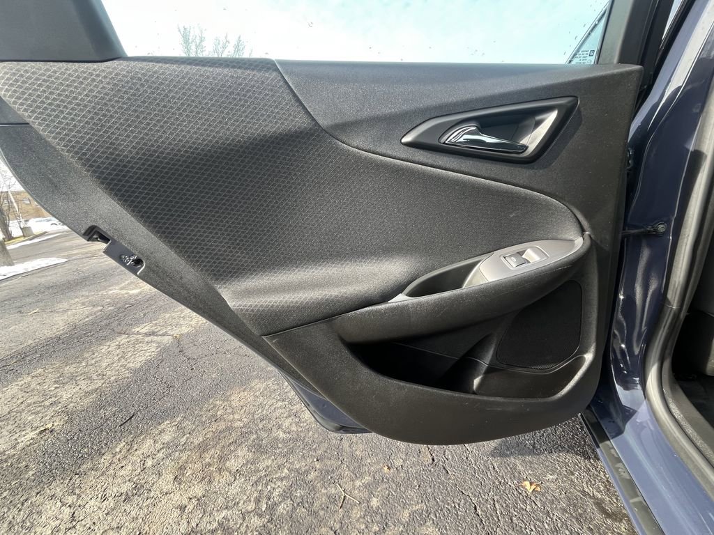 Used 2025 Chevrolet Malibu LT FWD image 16