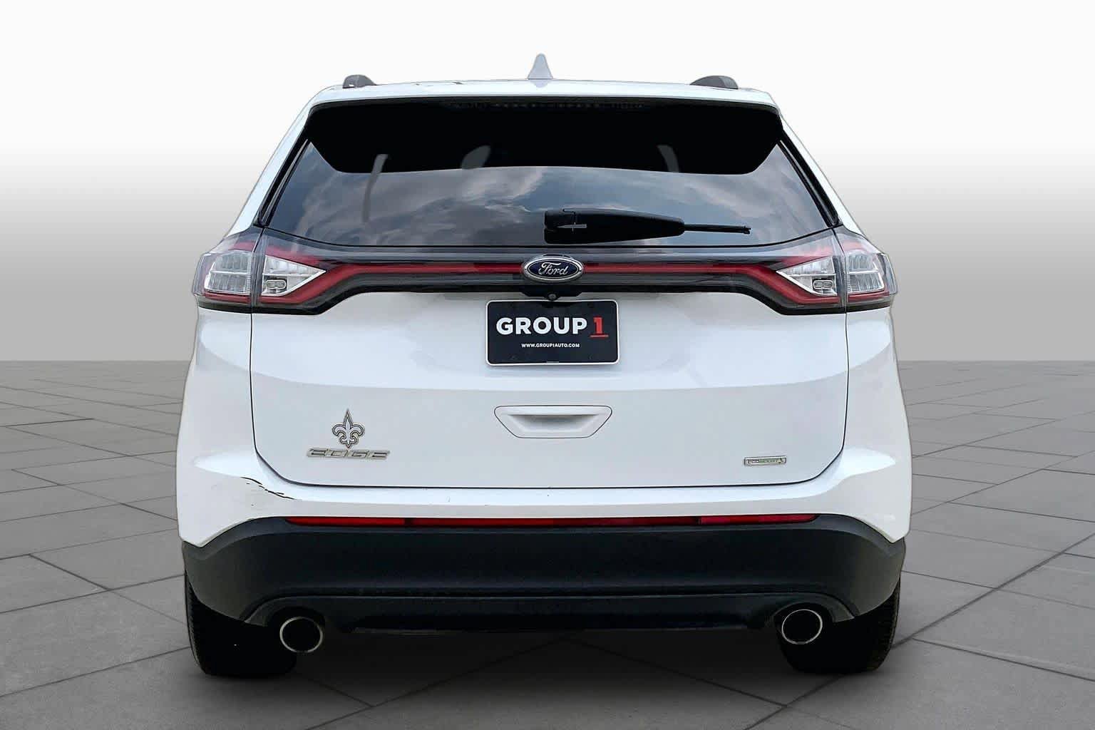 Used 2018 Ford Edge SE FWD image 5