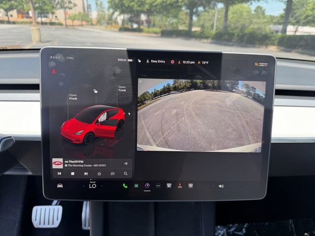 Used 2023 Tesla Model Y Performance AWD/4WD image 16
