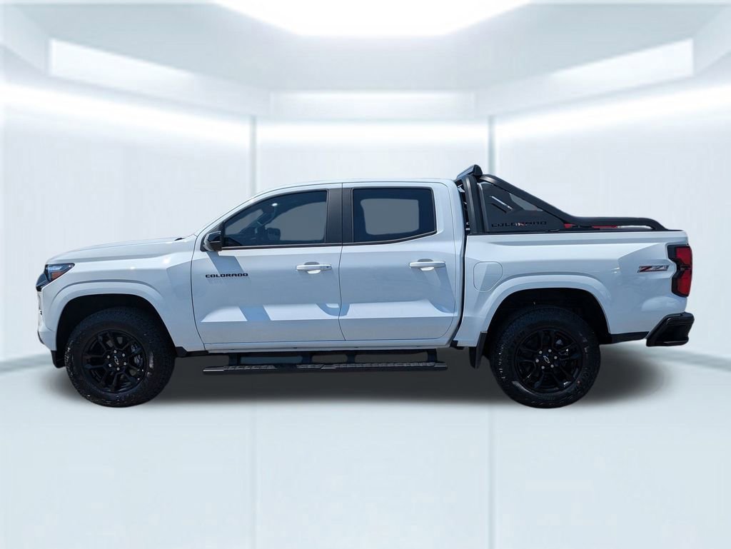 New 2025 Chevrolet Colorado Z71 w/ Midnight Edition image 2