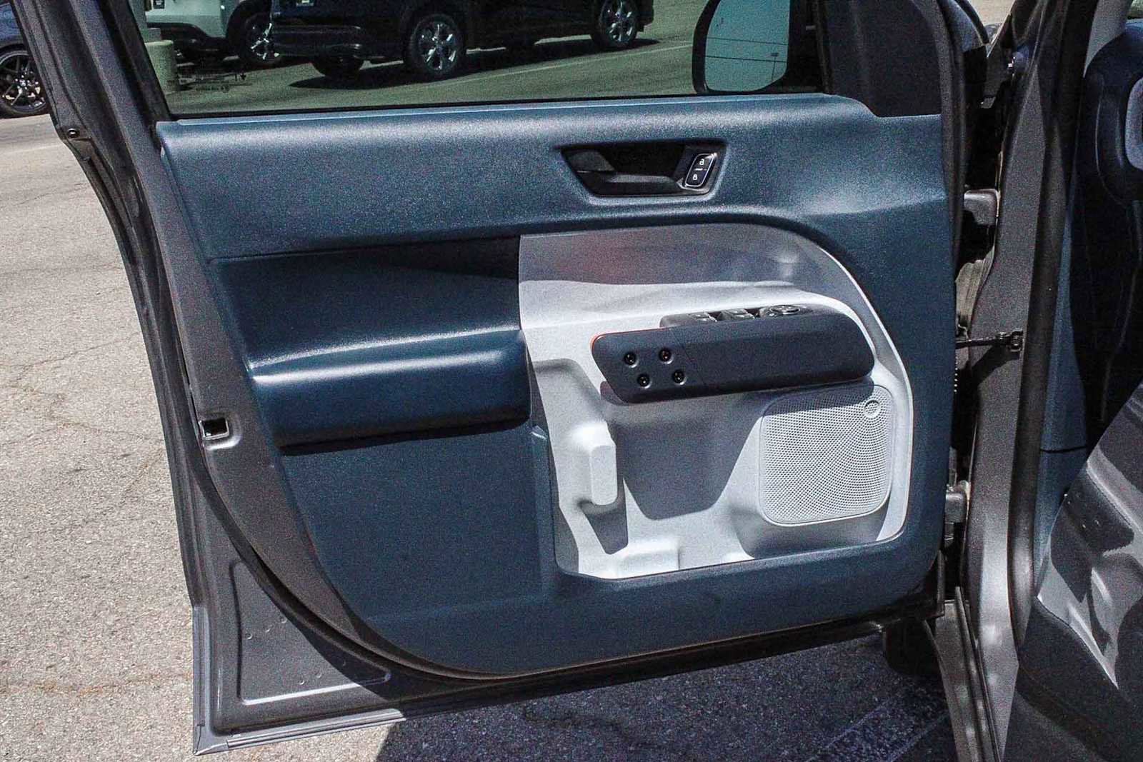 Used 2022 Ford Maverick XLT FWD image 21