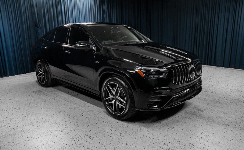 New 2026 Mercedes-Benz GLE 53 AMG 4MATIC Coupe image 3