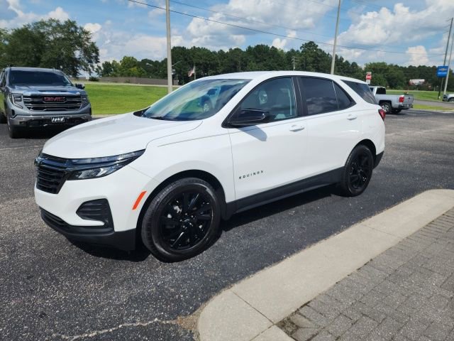 Used 2023 Chevrolet Equinox LS w/ LS Convenience Package image 3
