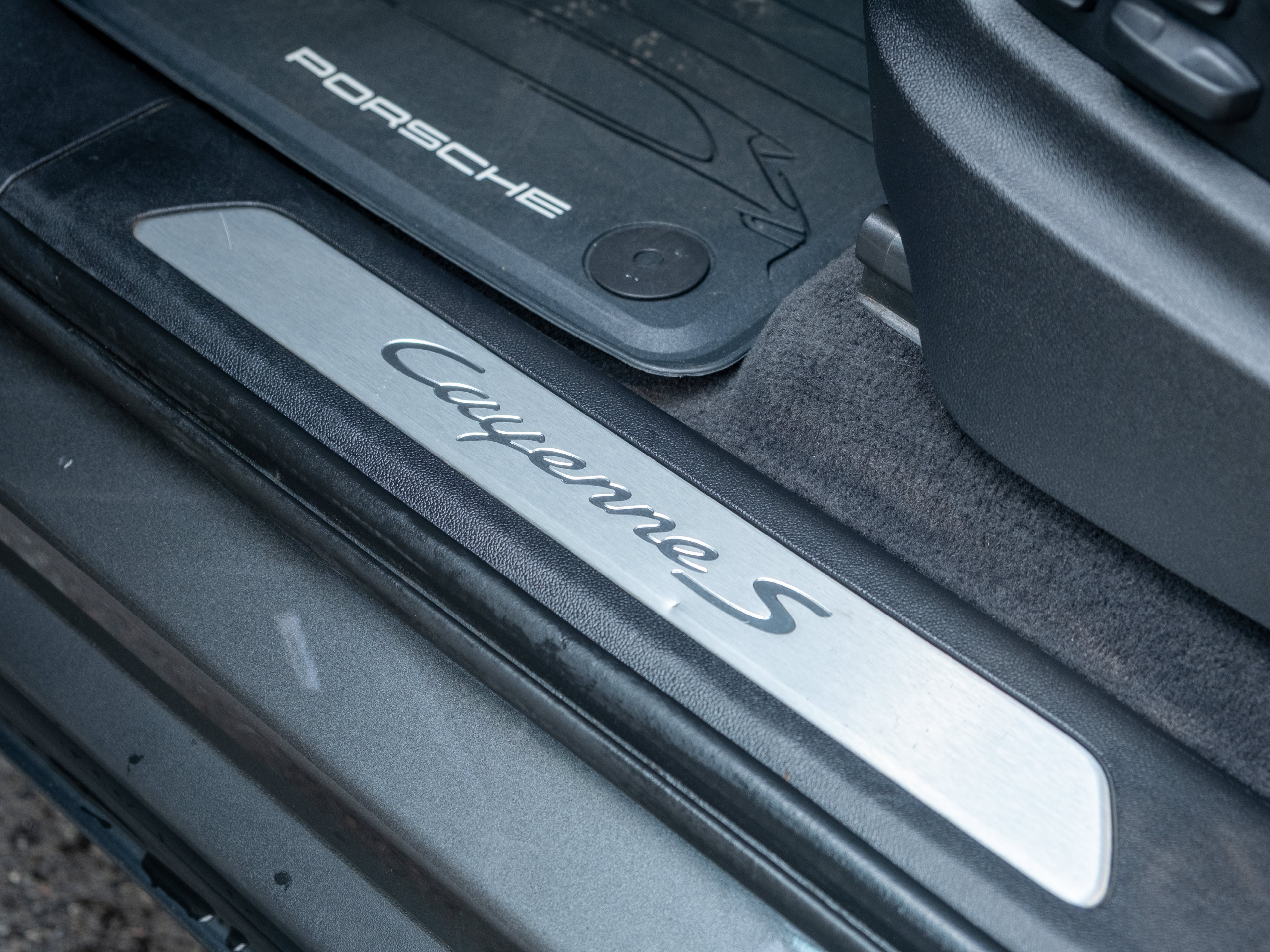 Certified 2022 Porsche Cayenne S AWD/4WD image 40