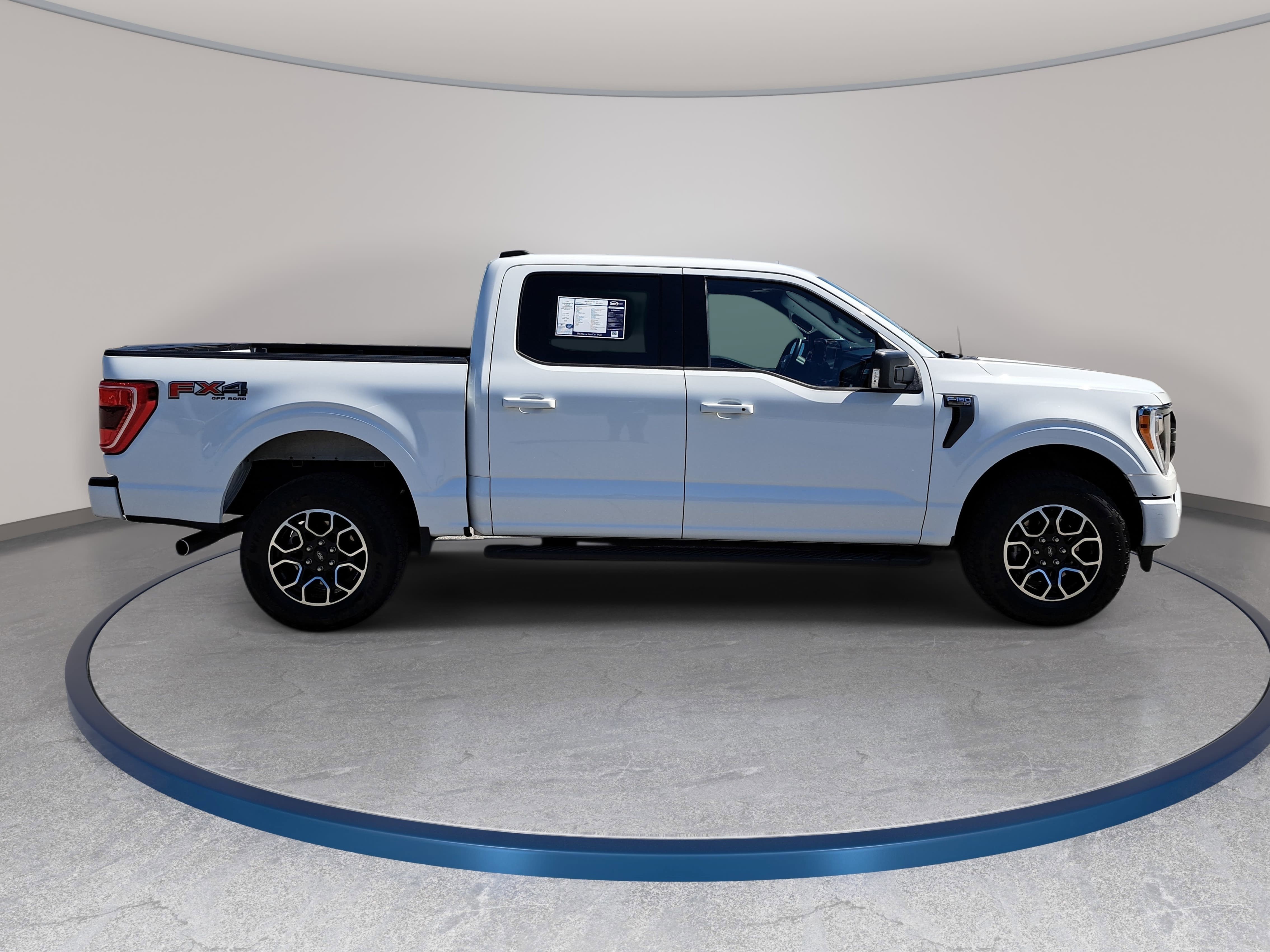 Used 2022 Ford F150 XLT w/ Equipment Group 302A High AWD/4WD image 4