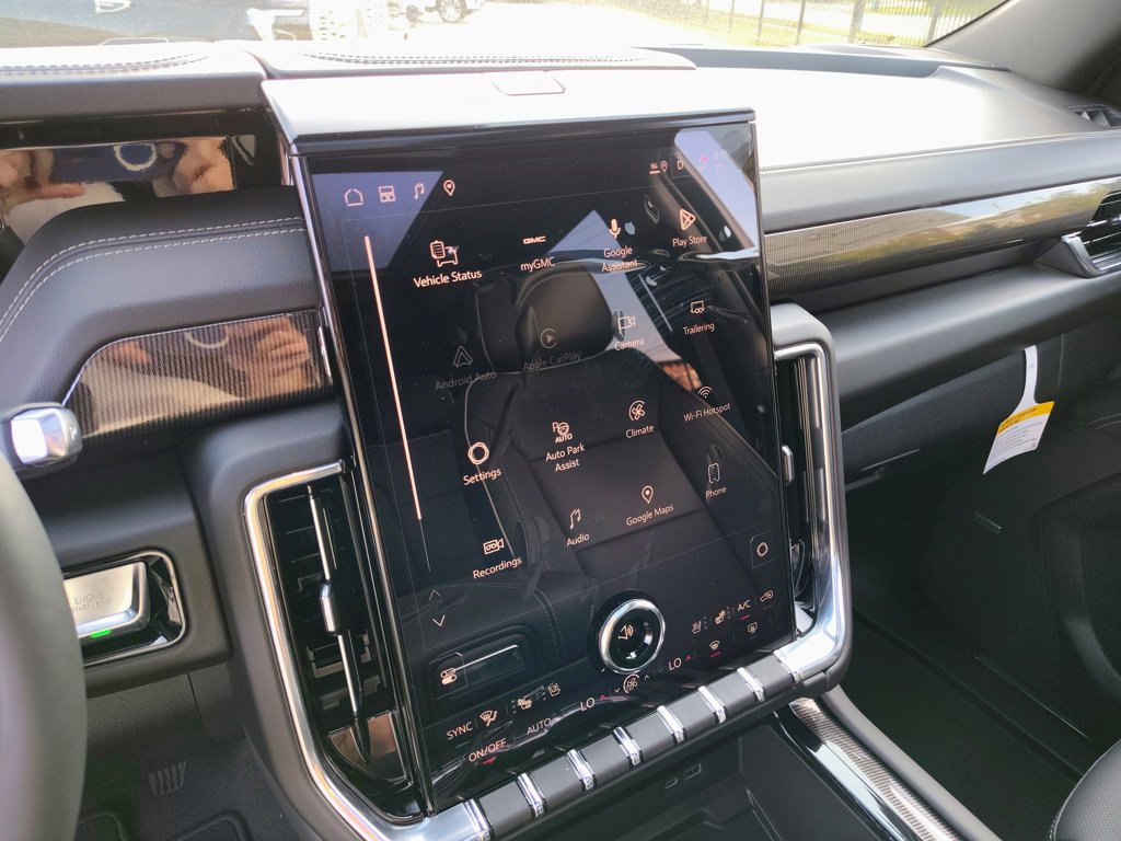 New 2026 GMC Yukon XL Elevation w/ LPO, Elevation Black Package AWD/4WD image 29