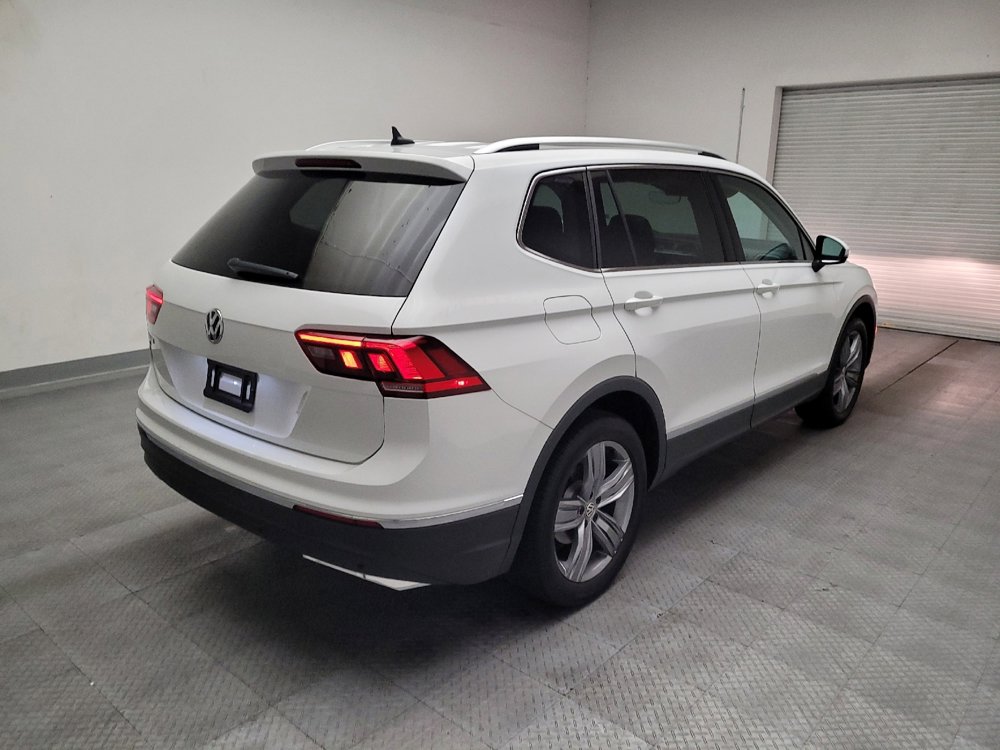 Used 2021 Volkswagen Tiguan SEL FWD image 9