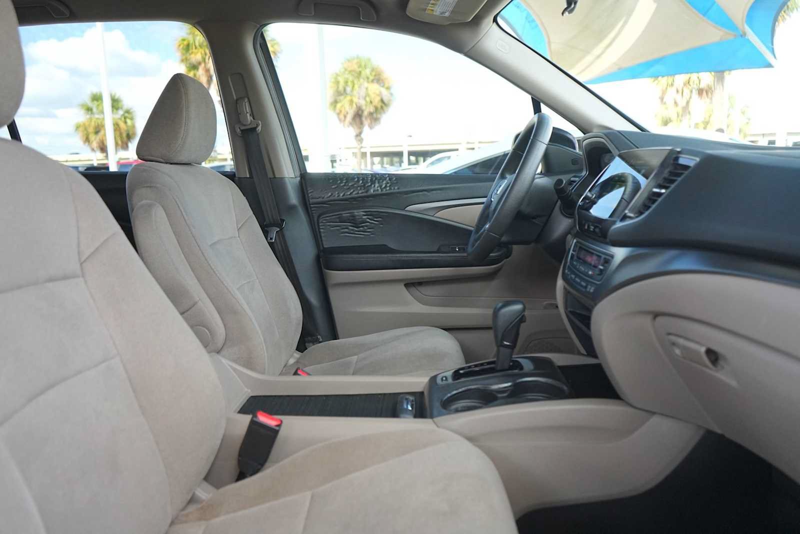 Used 2020 Honda Pilot EX image 15