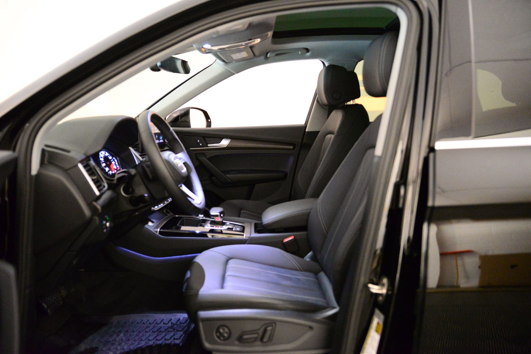 Certified 2024 Audi Q5 2.0T Premium w/ Convenience Package image 25