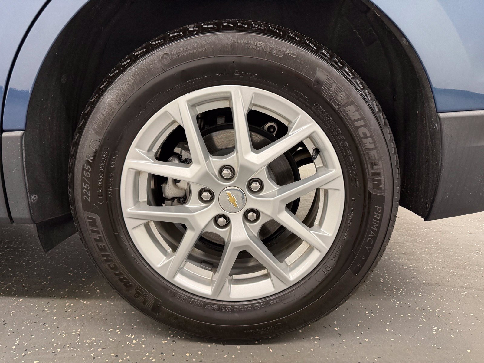 Used 2024 Chevrolet Equinox LS FWD image 19