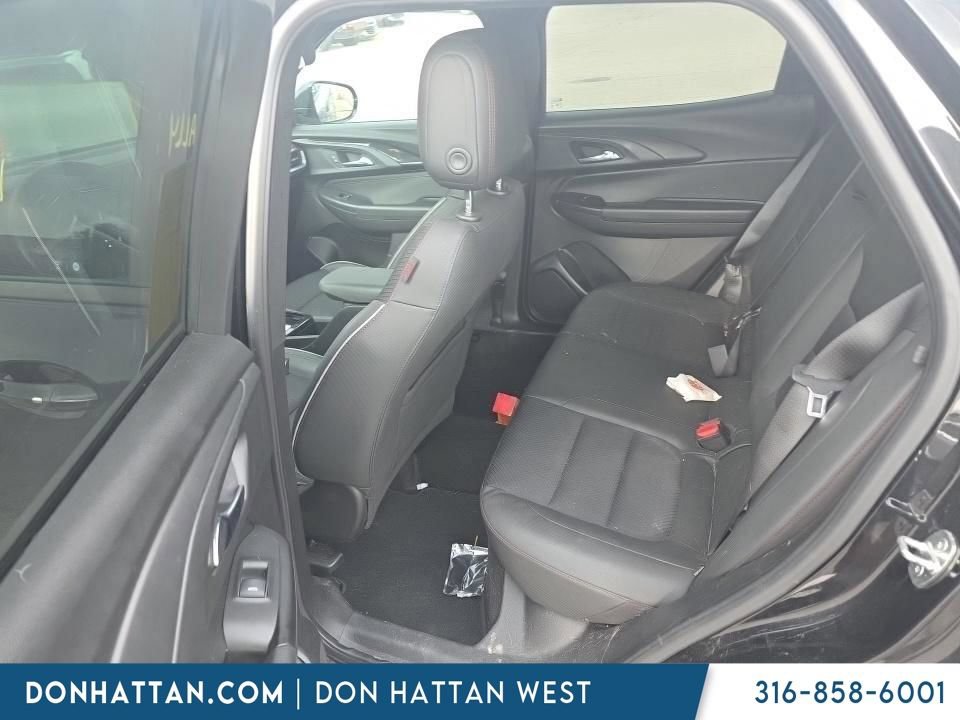 Used 2021 Chevrolet TrailBlazer RS w/ Convenience Package AWD/4WD image 3