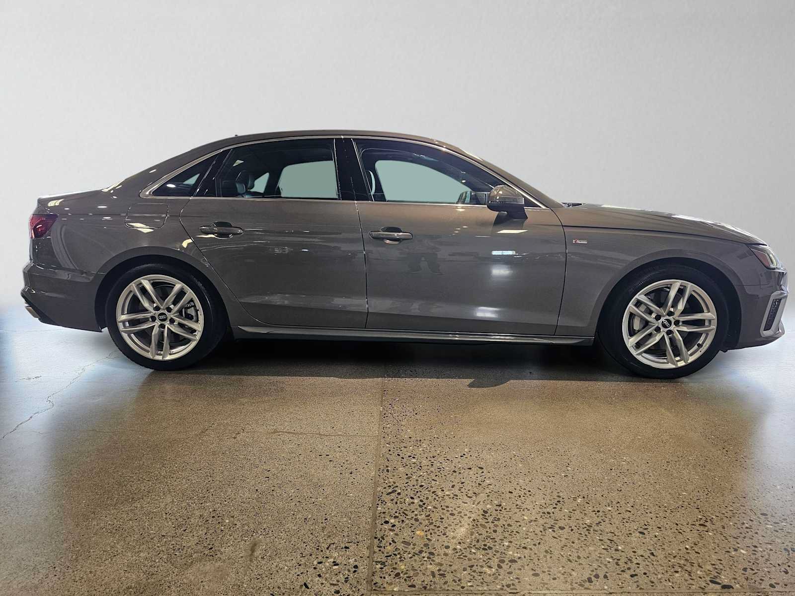 Used 2024 Audi A4 2.0T Premium Plus AWD/4WD image 2