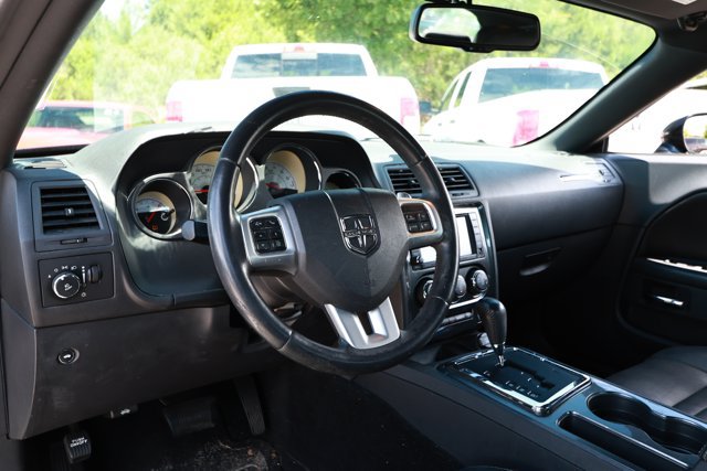 Used 2014 Dodge Challenger SXT RWD image 23