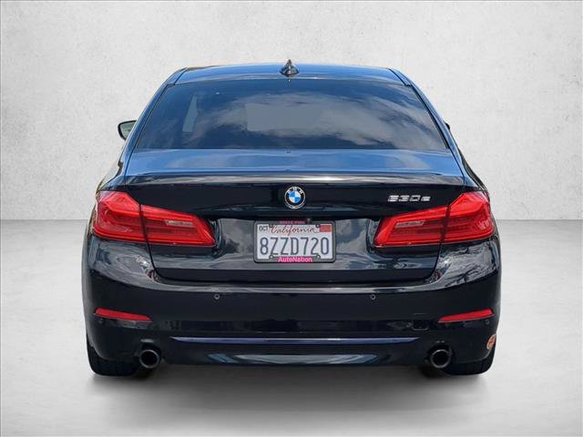 Used 2018 BMW 530e RWD image 7