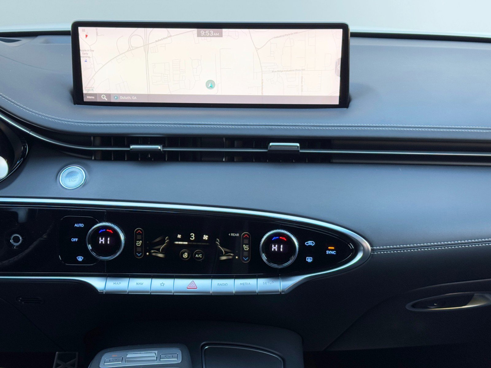 Used 2022 Genesis GV70 3.5T Sport w/ Sport Prestige Package image 27