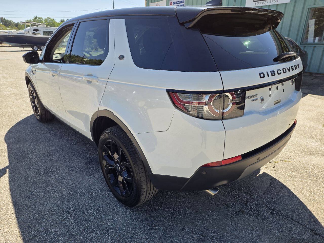 Used 2018 Land Rover Discovery Sport HSE AWD/4WD image 13