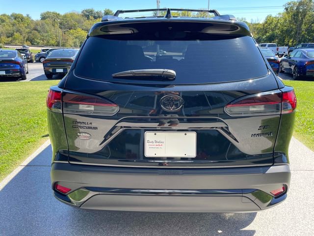 Used 2024 Toyota Corolla Cross AWD Hybrid image 18