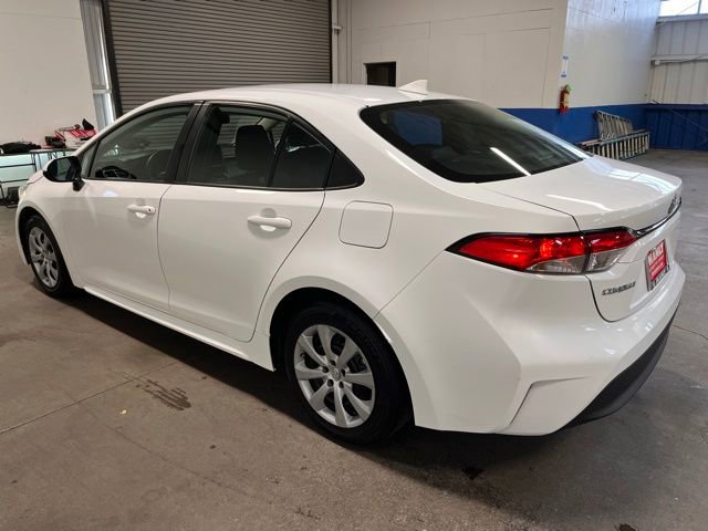 Used 2023 Toyota Corolla LE image 5