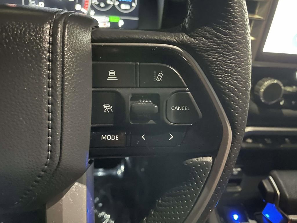 Used 2025 Toyota Tundra Platinum image 34