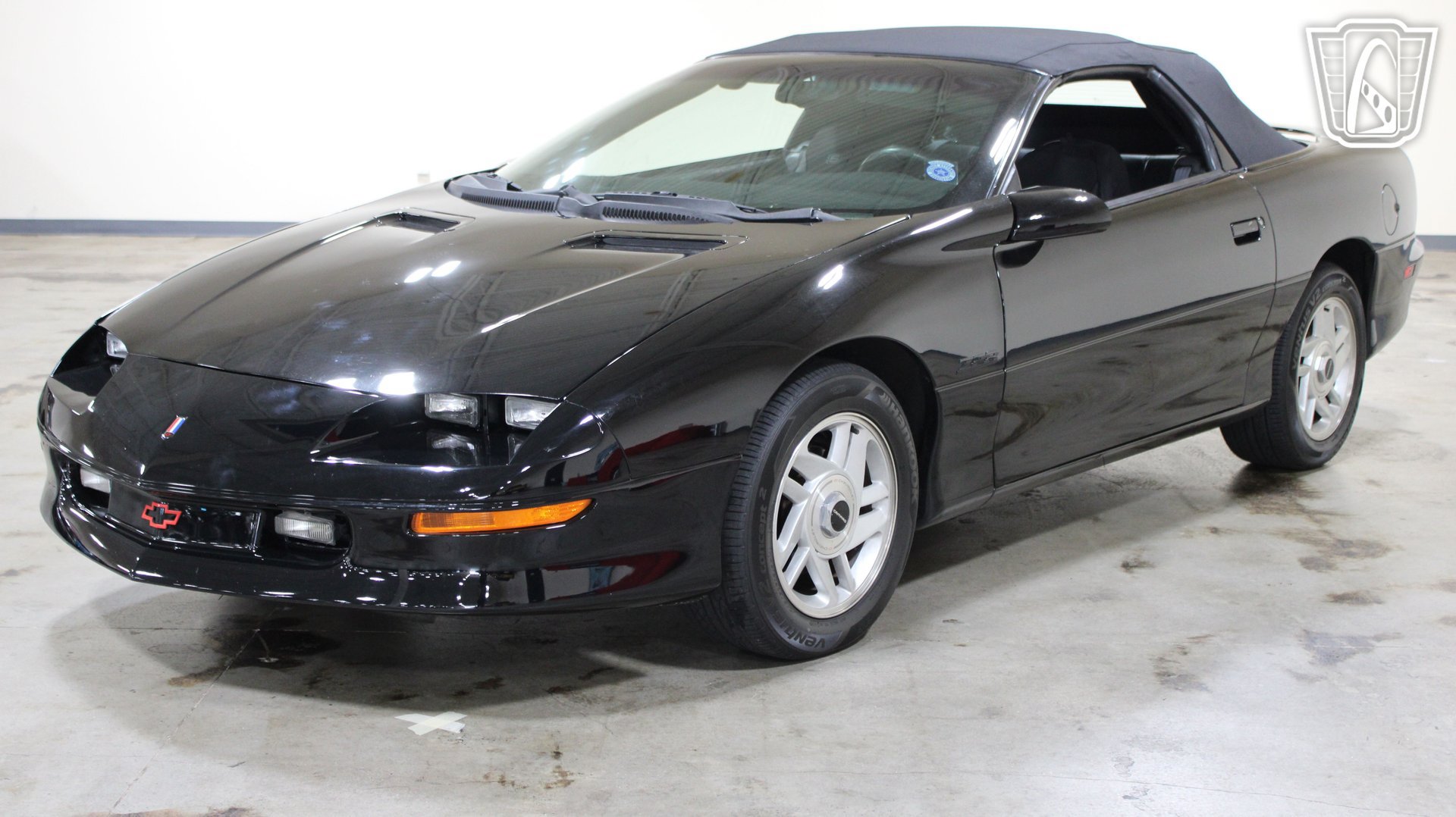 Used 1995 Chevrolet Camaro Z28 RWD image 23