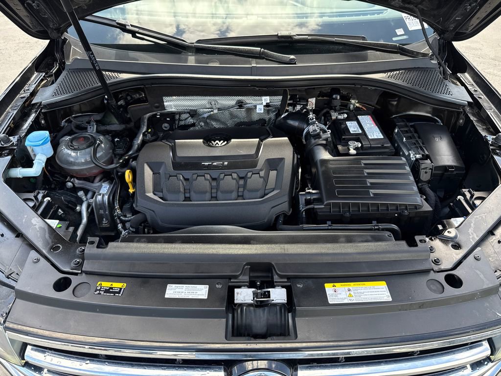 Used 2024 Volkswagen Tiguan SE FWD image 6