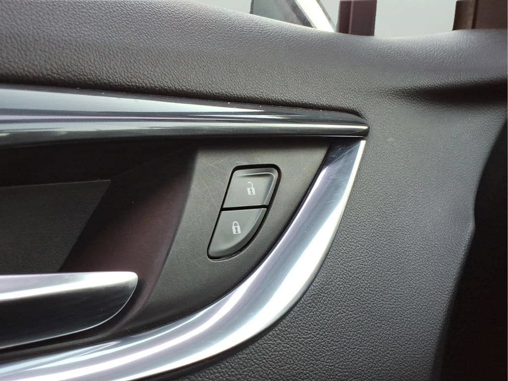 Used 2024 Buick Enclave Premium FWD image 19