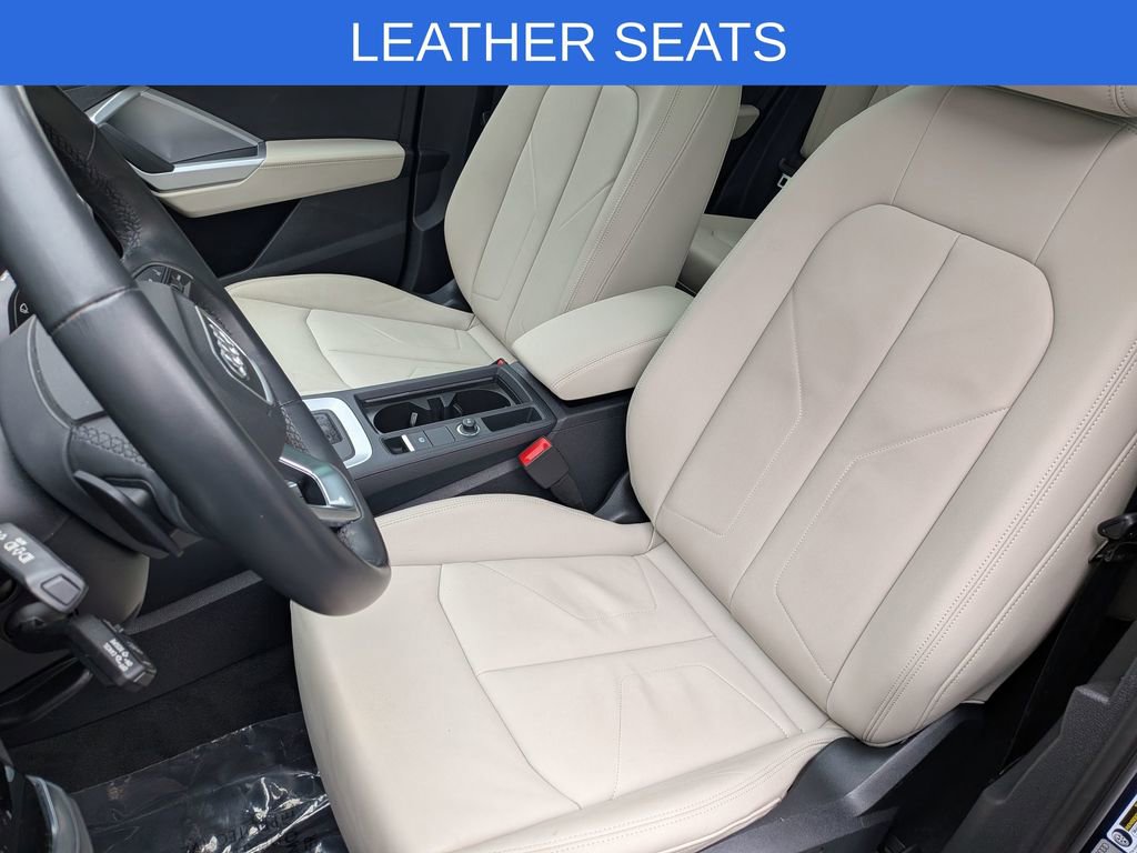 Used 2024 Audi Q3 2.0T Premium image 12