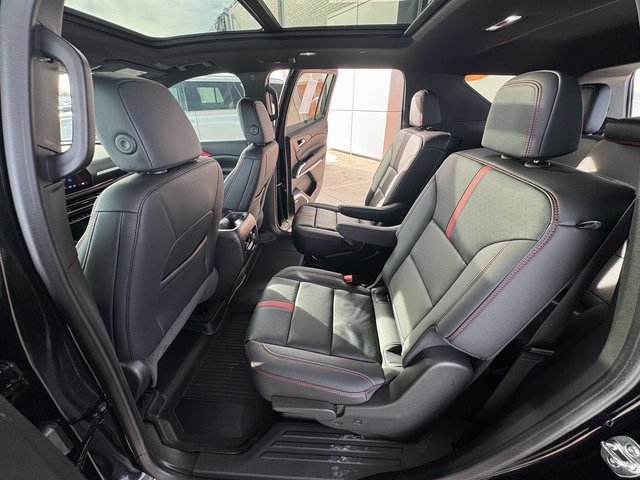 Certified 2025 Chevrolet Traverse RS w/ LPO, Floor Liner Package image 31