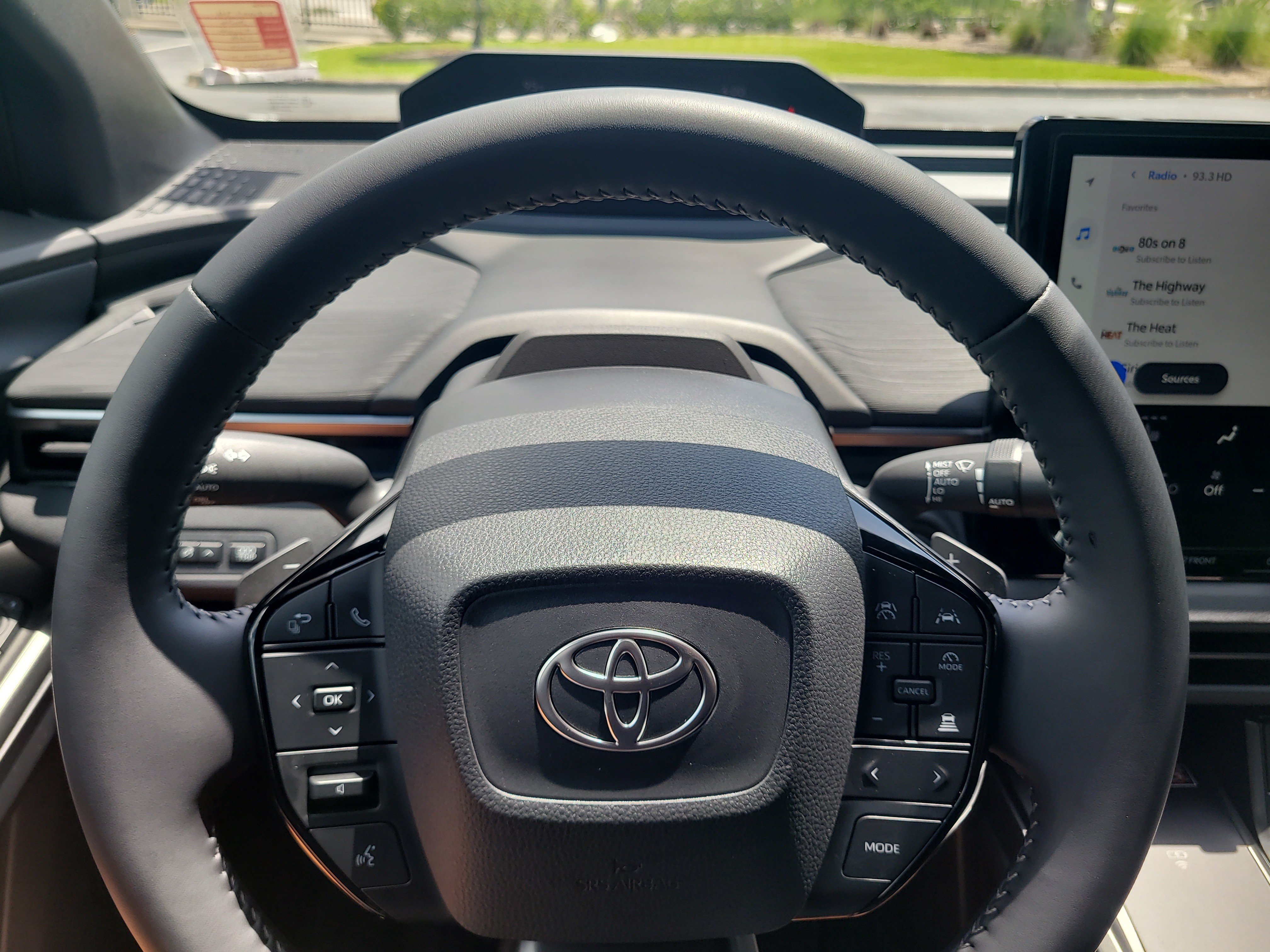 Certified 2026 Toyota C-HR AWD/4WD image 30