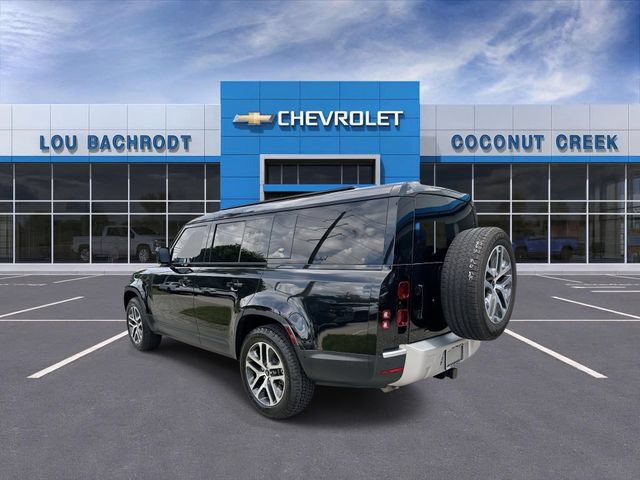 Used 2023 Land Rover Defender 130 SE AWD/4WD image 6