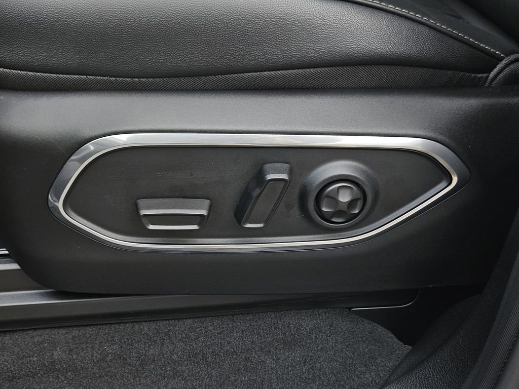 New 2026 Jeep Grand Wagoneer image 27