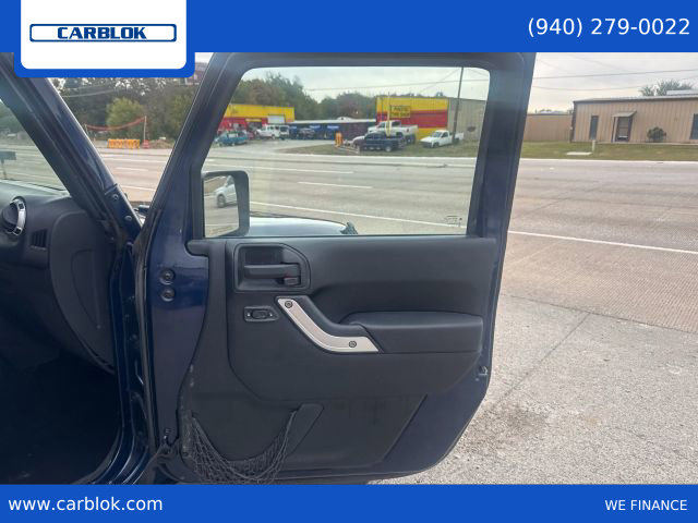 Used 2013 Jeep Wrangler Unlimited Sahara w/ Connectivity Group image 18