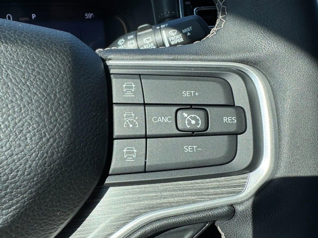 Used 2024 Jeep Wagoneer Series II w/ Flexible Seating Group image 15