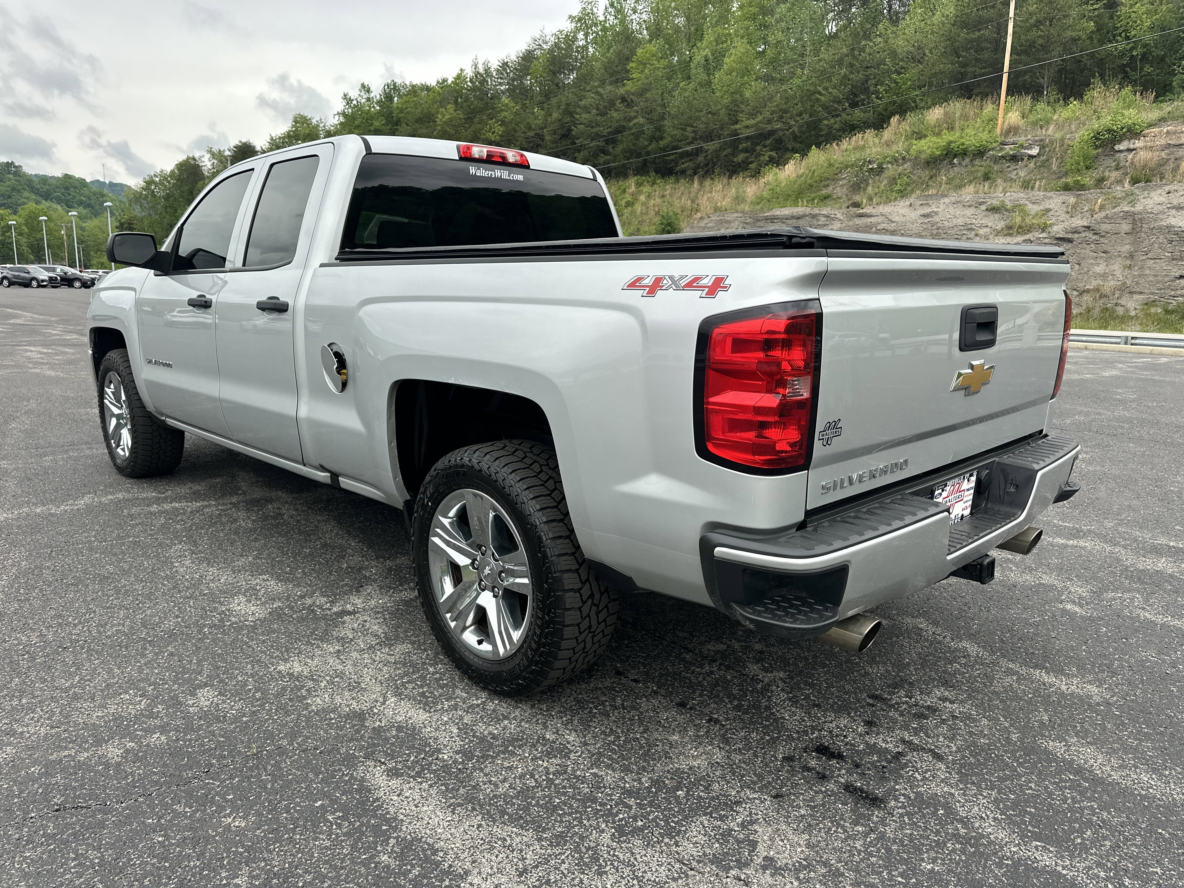 Used 2016 Chevrolet Silverado 1500 Custom w/ Trailering Package AWD/4WD image 4
