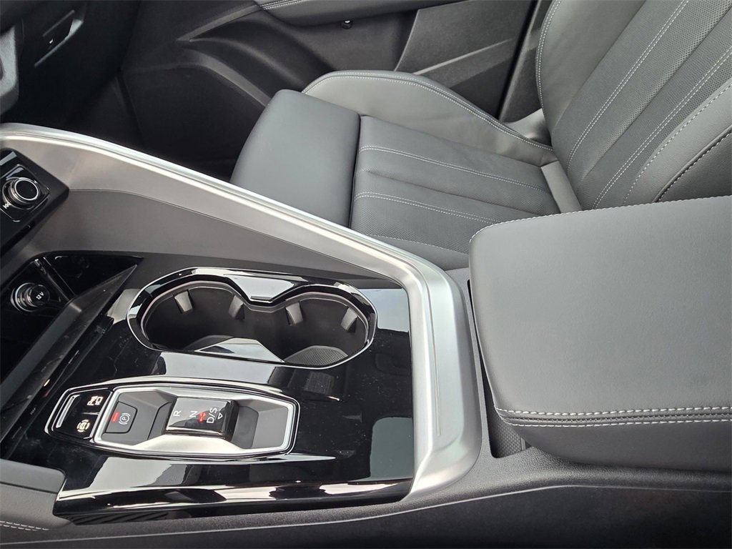 New 2025 Audi Q5 Premium Plus image 24