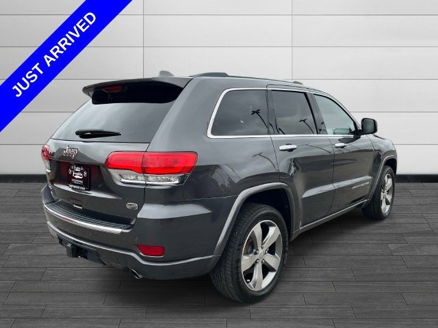 Used 2016 Jeep Grand Cherokee Overland AWD/4WD image 4