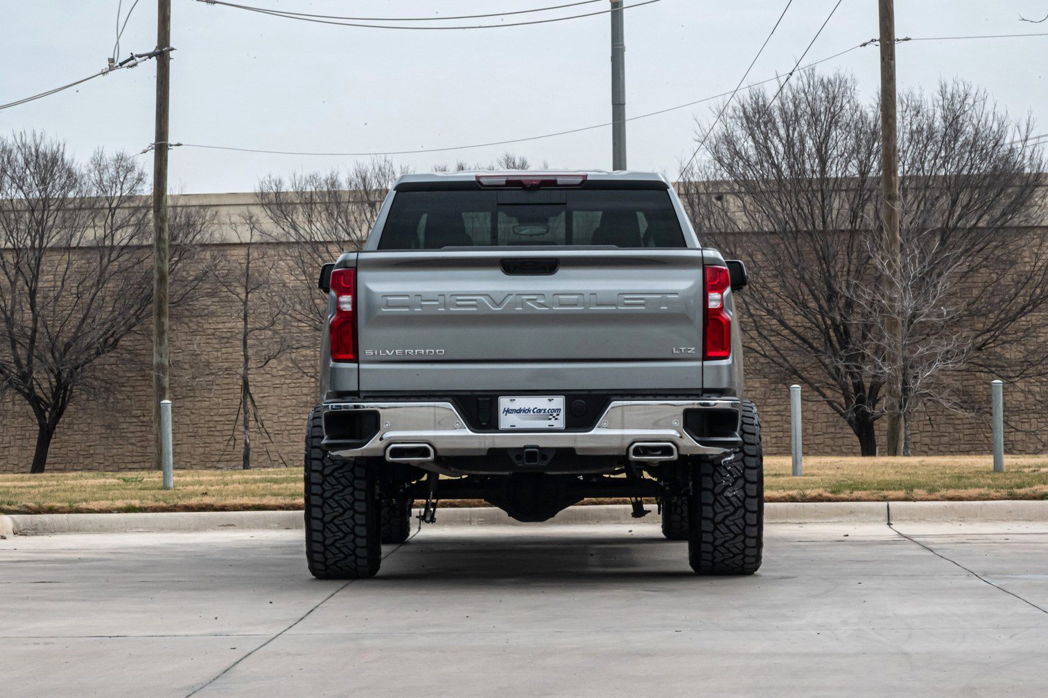 Used 2025 Chevrolet Silverado 1500 LTZ image 7