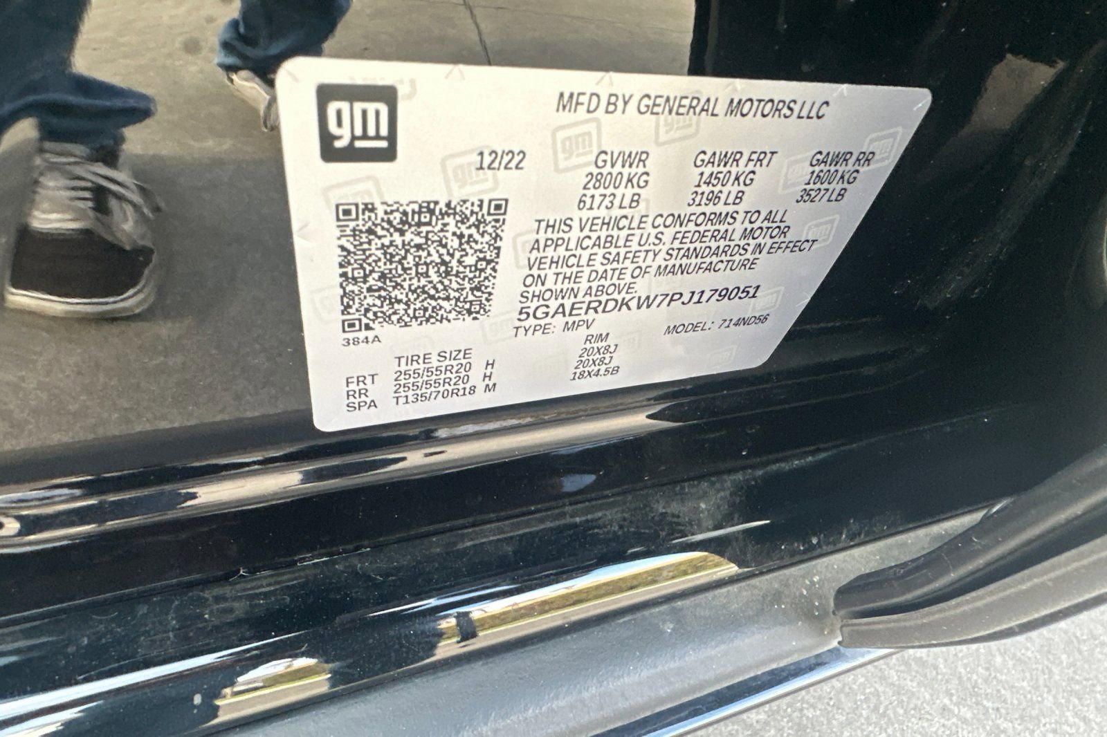 Certified 2023 Buick Enclave Avenir image 31