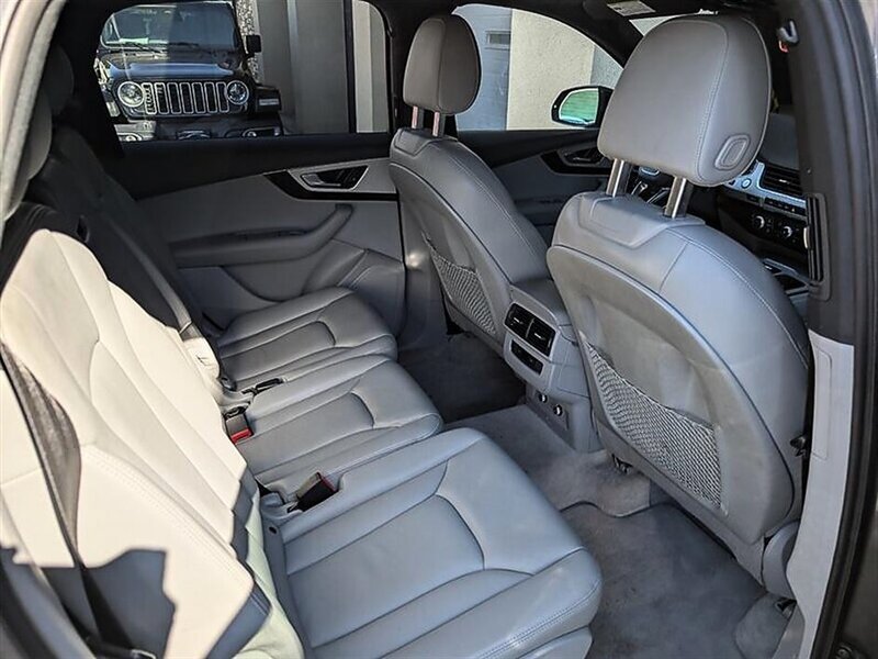 Used 2019 Audi Q7 2.0T Premium w/ Convenience Package AWD/4WD image 29