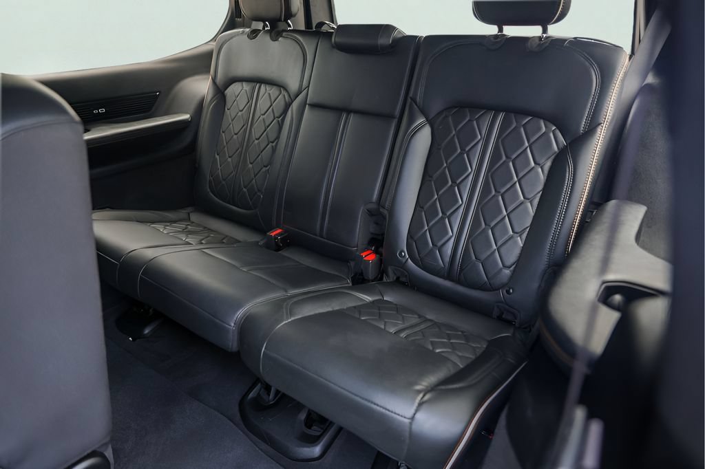 Used 2022 Jeep Grand Wagoneer Series III w/ Flexible Seating Group AWD/4WD image 30
