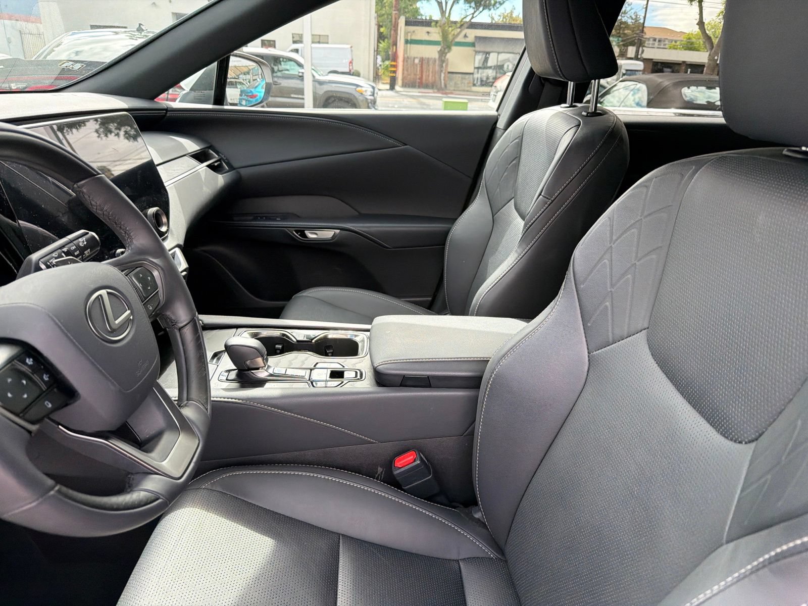 Certified 2025 Lexus RX 350 w/ Convenience Package AWD/4WD image 7