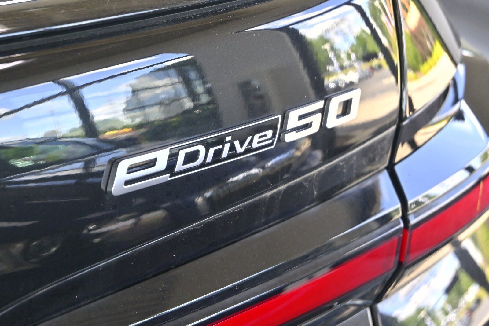 Used 2024 BMW i7 eDrive50 w/ M Sport Package image 5