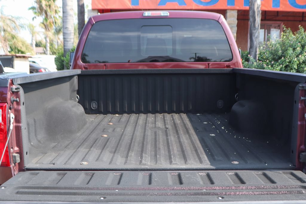 Used 2011 Ford F250 XLT w/ XLT Premium Pkg AWD/4WD image 8