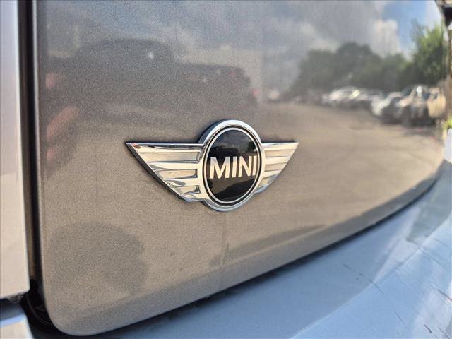 Used 2010 MINI Cooper Clubman Hardtop FWD image 11