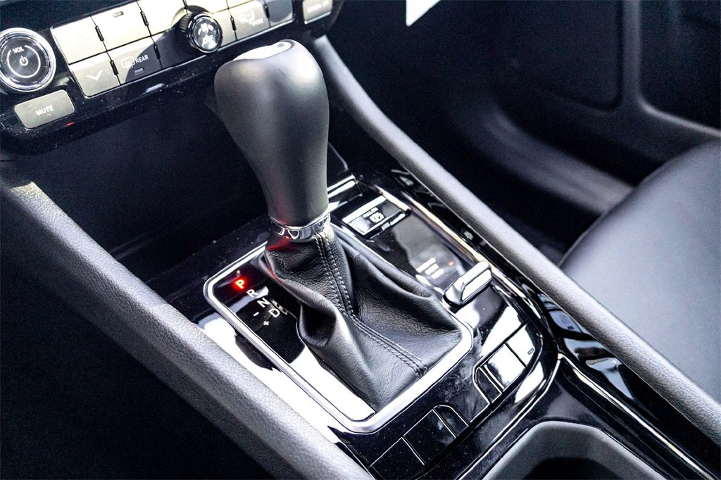 New 2026 Jeep Compass Latitude image 16