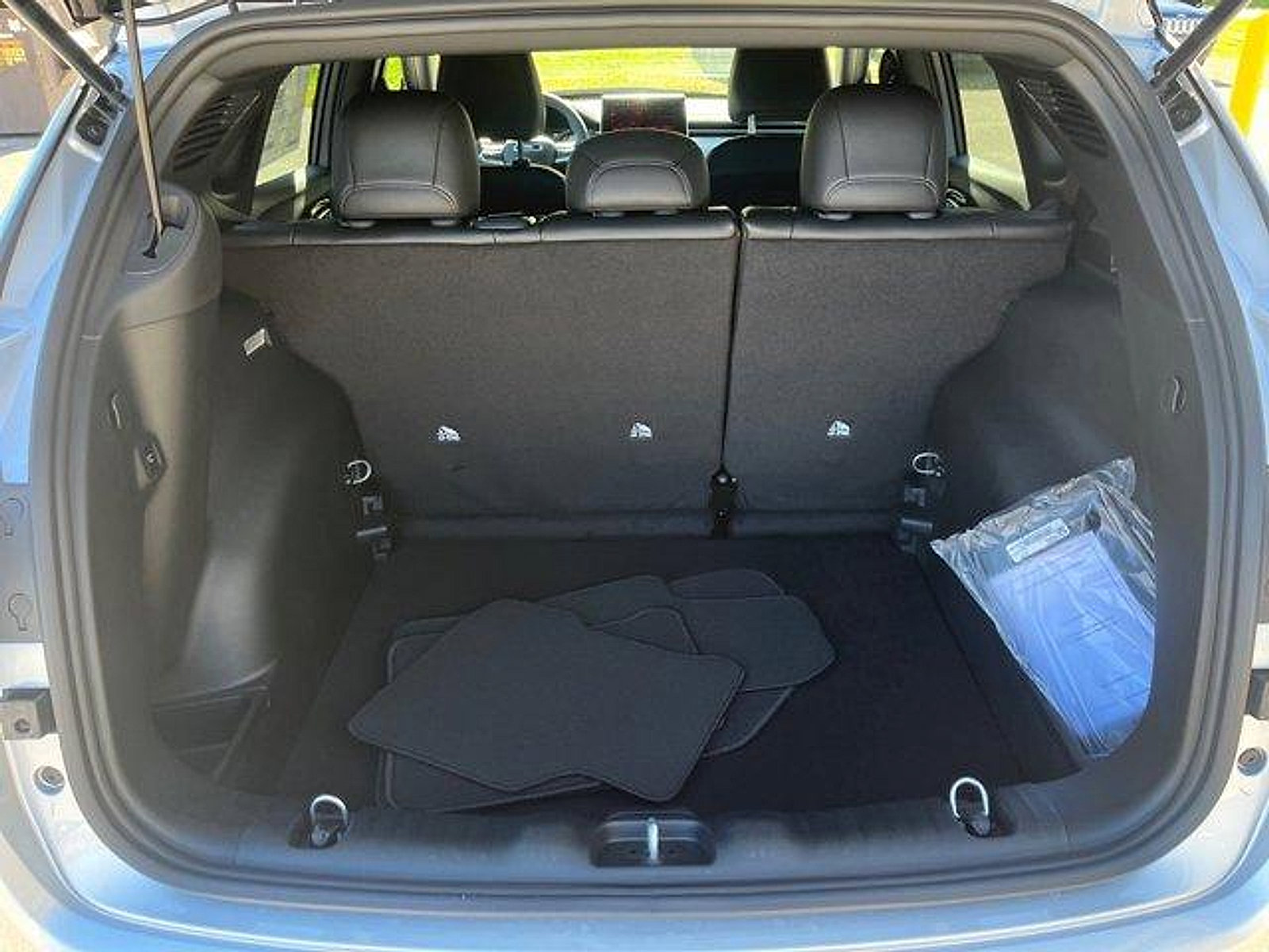 New 2026 Jeep Compass Limited image 16