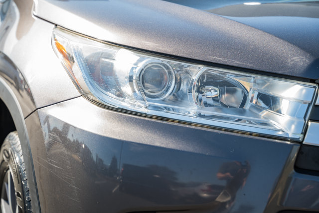 Used 2017 Toyota Highlander XLE AWD/4WD image 10