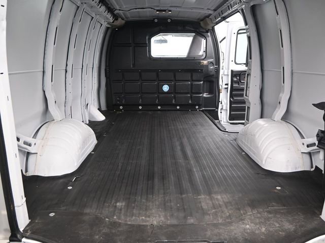 Used 2020 Chevrolet Express 2500 w/ Driver Convenience Package image 9